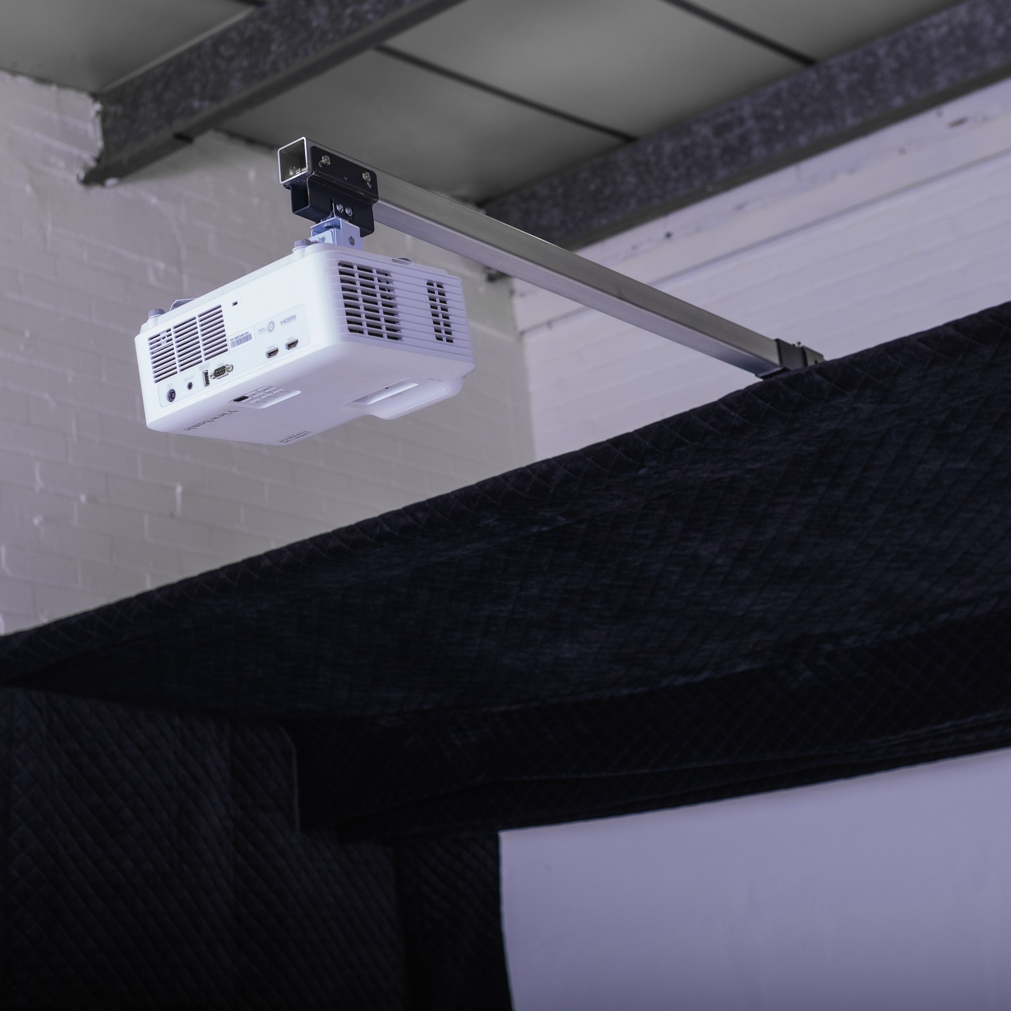 GolfBays Lux Golf Simulator Enclosure